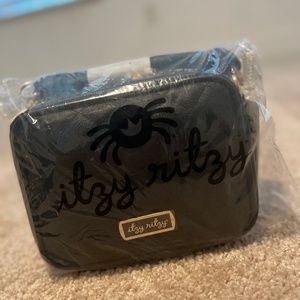 ITZY RITZY DOUBLE TAKE CROSSBODY DIAPER BAG NWT
